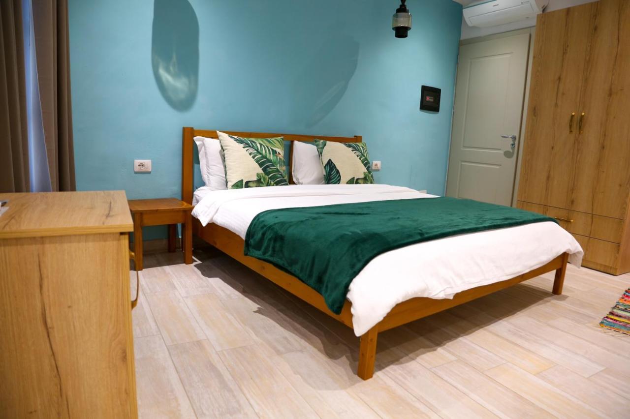 Agora Bed & Breakfast Влёра Экстерьер фото